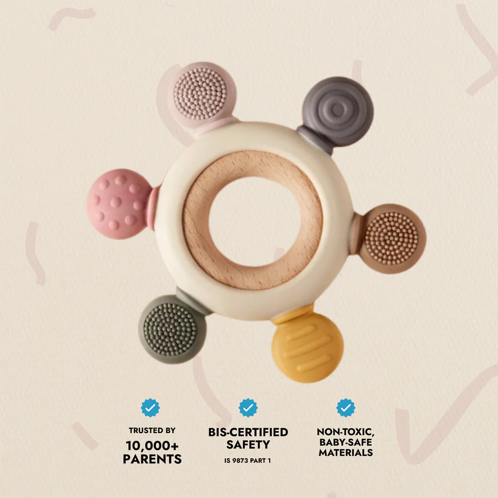 Buy Curious Gaze - 3 to 6 months (Essentials Kit) Online - Lillbud 