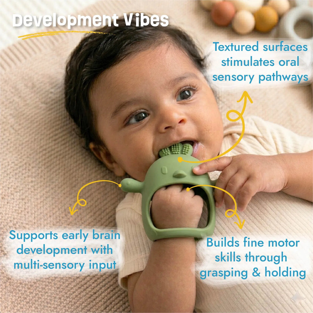 Buy Long-Hold Handle Teether- Green Online - Lillbud