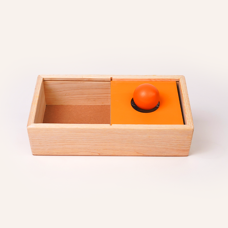 Peek-a-box – Object Permanence Box