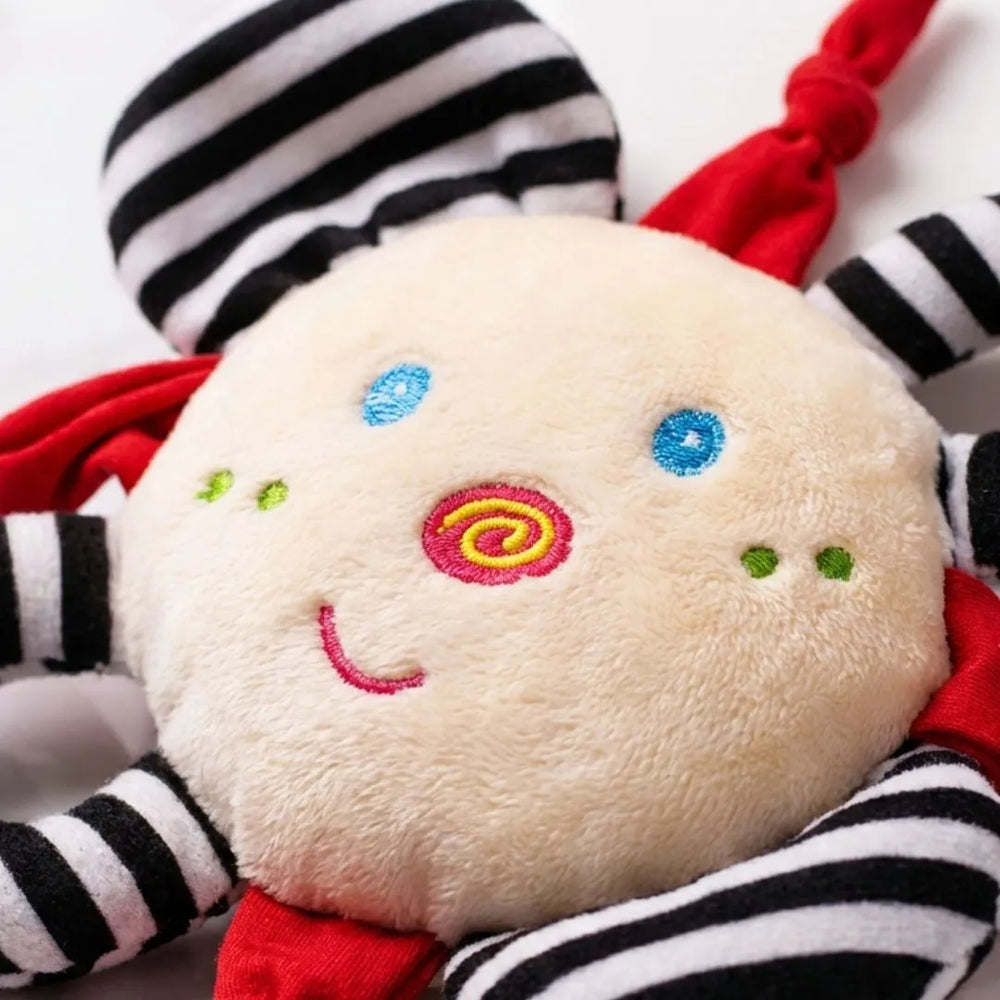 Buy Snuggle Clutch - High contrast sensory soft toy for babies Online - Lillbud 