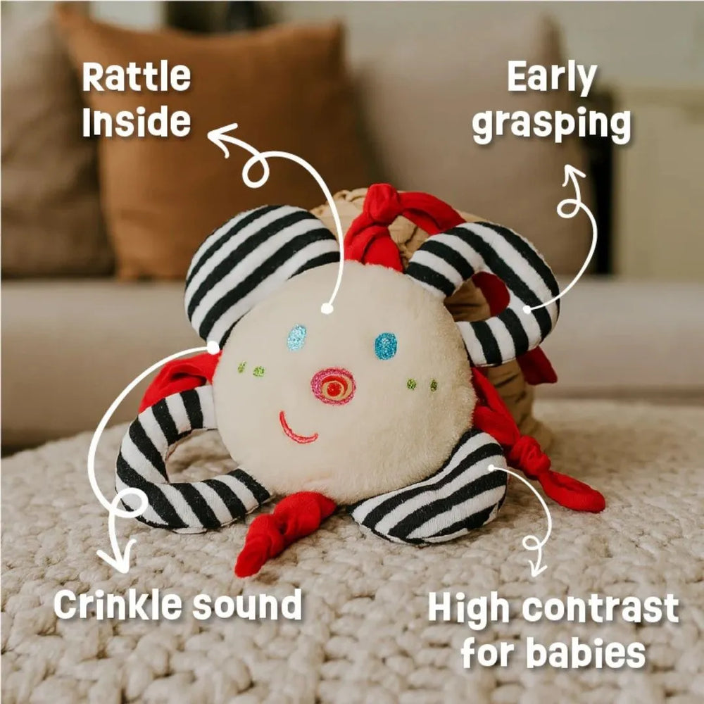 Buy Snuggle Clutch - High contrast sensory soft toy for babies Online - Lillbud 